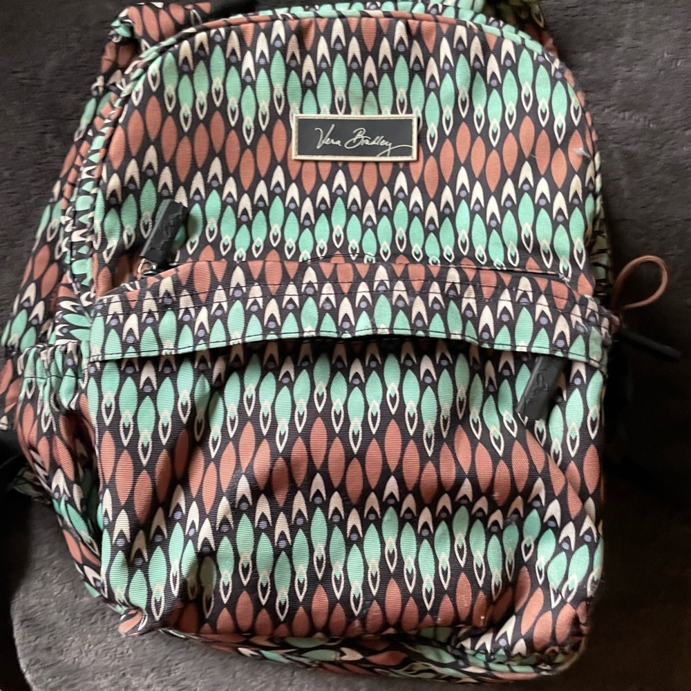 Vera Bradley lighten up just right backpack. Sierra Stream. 16”-13”-6” brown/tel